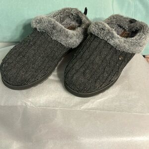 Bobs by Sketchers slippers